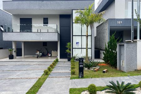 Casa de condomínio para alugar com 381m², 4 quartos e 4 vagas Casa de condomínio para alugar com 381m², 4 quartos e 4 vagasPlaca