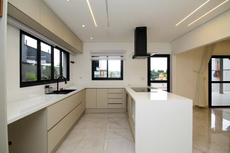 Casa de condomínio para alugar com 381m², 4 quartos e 4 vagas Casa de condomínio para alugar com 381m², 4 quartos e 4 vagasCozinha