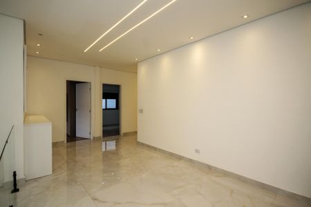Casa de condomínio para alugar com 381m², 4 quartos e 4 vagas Casa de condomínio para alugar com 381m², 4 quartos e 4 vagasSala Quartos