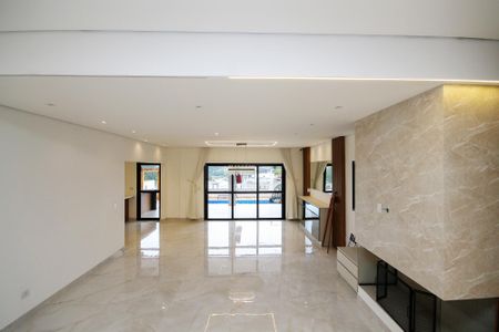 Sala de casa de condomínio para alugar com 4 quartos, 381m² em Parque Dom Henrique, Cotia