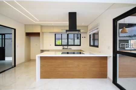 Casa de condomínio para alugar com 381m², 4 quartos e 4 vagas Casa de condomínio para alugar com 381m², 4 quartos e 4 vagasCozinha