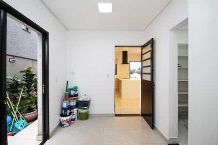 Casa de condomínio para alugar com 381m², 4 quartos e 4 vagas Casa de condomínio para alugar com 381m², 4 quartos e 4 vagasLavanderia