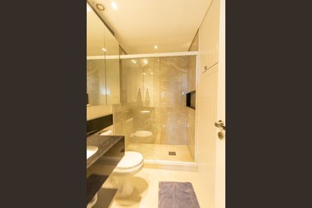 Apartamento à venda com 120m², 3 quartos e 2 vagas Apartamento à venda com 120m², 3 quartos e 2 vagasBanheiro Social