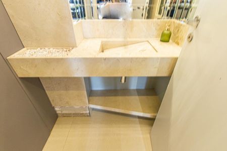 Apartamento à venda com 120m², 3 quartos e 2 vagas Apartamento à venda com 120m², 3 quartos e 2 vagasLavabo