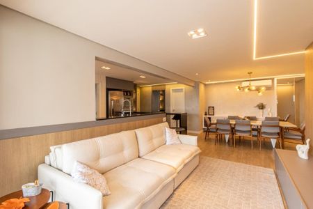 Apartamento à venda com 120m², 3 quartos e 2 vagas Apartamento à venda com 120m², 3 quartos e 2 vagasSala