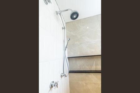 Apartamento à venda com 120m², 3 quartos e 2 vagas Apartamento à venda com 120m², 3 quartos e 2 vagasBanheiro da Suíte