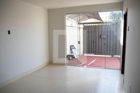 Casa para alugar com 180m², 3 quartos e 3 vagas Casa para alugar com 180m², 3 quartos e 3 vagasSala 01