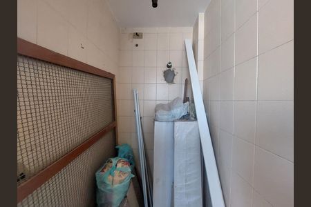 Banheiro da Área de Serviço de apartamento para alugar com 3 quartos, 98m² em Jardim Taquaral, São Paulo