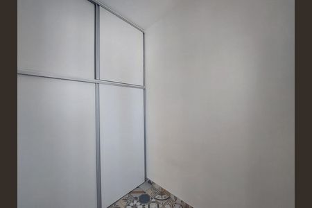 Apartamento para alugar com 98m², 3 quartos e 1 vaga Apartamento para alugar com 98m², 3 quartos e 1 vagaQuarto na Área de Serviço