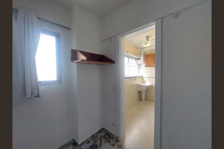 Quarto na Área de Serviço de apartamento para alugar com 3 quartos, 98m² em Jardim Taquaral, São Paulo