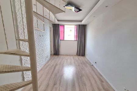 Sala de apartamento para alugar com 2 quartos, 133m² em Jardim Primavera, Duque de Caxias