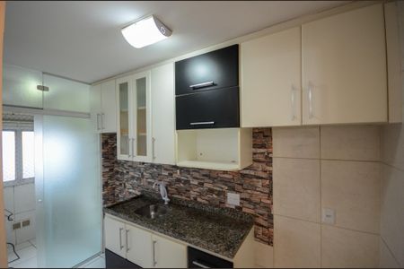 Apartamento para alugar com 52m², 2 quartos e 2 vagas Apartamento para alugar com 52m², 2 quartos e 2 vagasCozinha