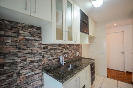 Apartamento para alugar com 52m², 2 quartos e 2 vagas Apartamento para alugar com 52m², 2 quartos e 2 vagasCozinha