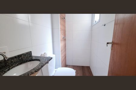 Apartamento à venda com 47m², 2 quartos e 1 vaga Apartamento à venda com 47m², 2 quartos e 1 vagaBanheiro