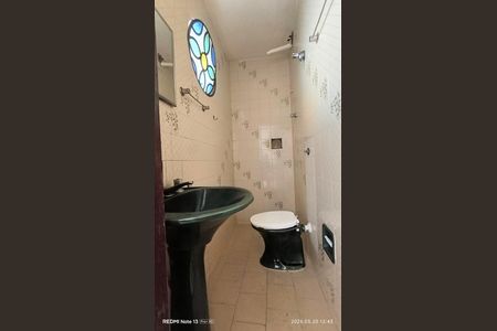 Casa para alugar com 150m², 4 quartos e 2 vagas Casa para alugar com 150m², 4 quartos e 2 vagasBanheiro de serviço