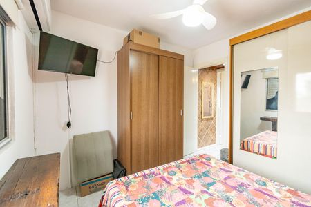 Casa de condomínio à venda com 60m², 2 quartos e 1 vaga