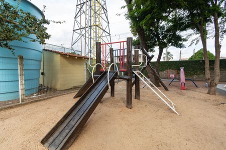 Casa de condomínio à venda com 60m², 2 quartos e 1 vaga