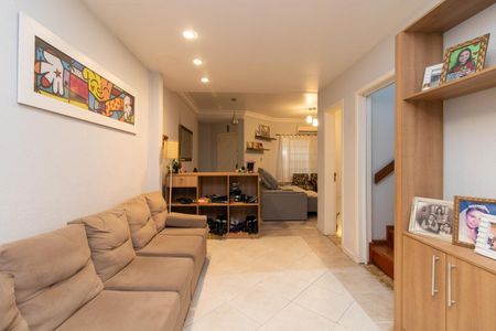 Casa à venda com 116m², 3 quartos e 2 vagas Casa à venda com 116m², 3 quartos e 2 vagasSala