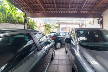 Casa à venda com 116m², 3 quartos e 2 vagas Casa à venda com 116m², 3 quartos e 2 vagasGaragem