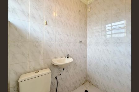 Apartamento à venda com 85m², 2 quartos e sem vagaBanheiro de Serviço