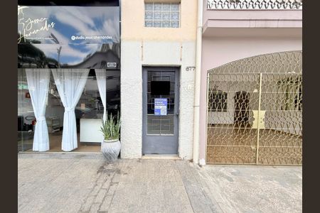 Apartamento à venda com 85m², 2 quartos e sem vagaFachada 
