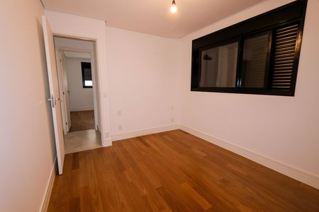 Apartamento à venda com 183m², 4 quartos e 4 vagasSuíte 1