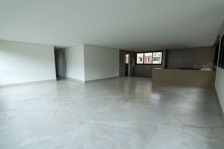 Apartamento à venda com 183m², 4 quartos e 4 vagasSala