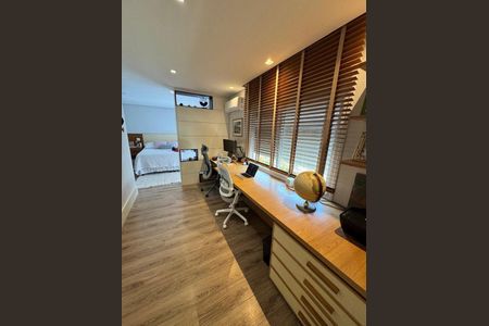 Casa à venda com 480m², 5 quartos e 4 vagas