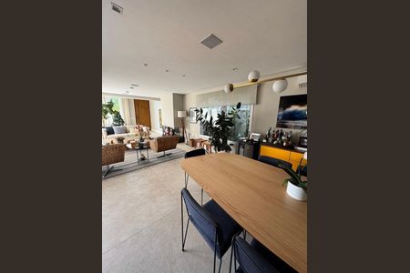 Casa à venda com 5 quartos, 480m² em Alphaville, Barueri