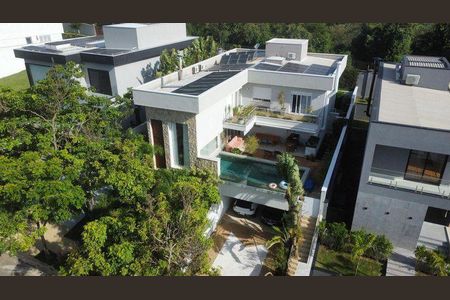 Casa à venda com 480m², 5 quartos e 4 vagas
