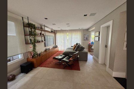 Casa à venda com 5 quartos, 480m² em Alphaville, Barueri