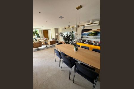 Casa à venda com 480m², 5 quartos e 4 vagas