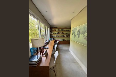 Casa à venda com 480m², 5 quartos e 4 vagas