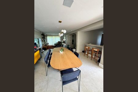 Casa à venda com 480m², 5 quartos e 4 vagas