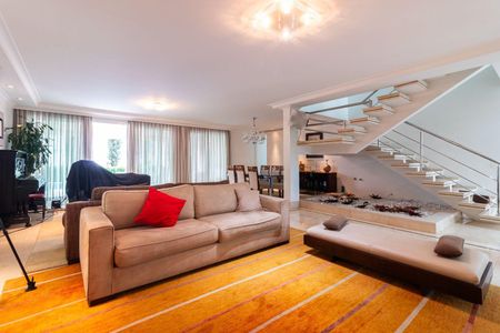 Casa à venda com 5 quartos, 670m² em Alphaville Residencial Um, Barueri