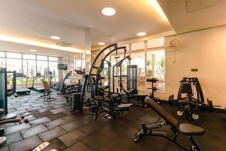 Apartamento para alugar com 151m², 3 quartos e 3 vagas Apartamento para alugar com 151m², 3 quartos e 3 vagasÁrea comum - Academia