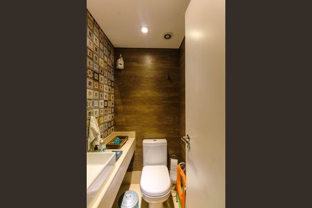 Apartamento para alugar com 151m², 3 quartos e 3 vagas Apartamento para alugar com 151m², 3 quartos e 3 vagasLavabo