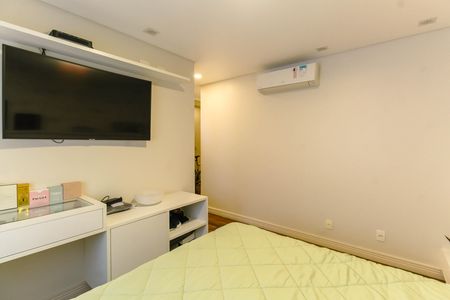 Apartamento para alugar com 151m², 3 quartos e 3 vagas Apartamento para alugar com 151m², 3 quartos e 3 vagasQuarto 1 - Suíte