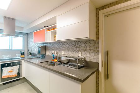 Apartamento para alugar com 151m², 3 quartos e 3 vagas Apartamento para alugar com 151m², 3 quartos e 3 vagasCozinha