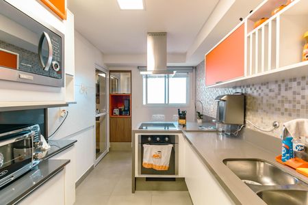 Apartamento para alugar com 151m², 3 quartos e 3 vagas Apartamento para alugar com 151m², 3 quartos e 3 vagasCozinha
