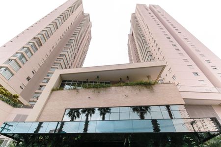 Apartamento para alugar com 151m², 3 quartos e 3 vagas Apartamento para alugar com 151m², 3 quartos e 3 vagasEntrada