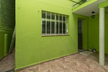 Casa para alugar com 250m², 2 quartos e 2 vagasQuintal