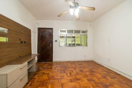 Sala de casa para alugar com 2 quartos, 250m² em Vila Ema, São Paulo
