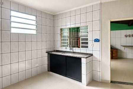Casa para alugar com 100m², 2 quartos e 4 vagas
