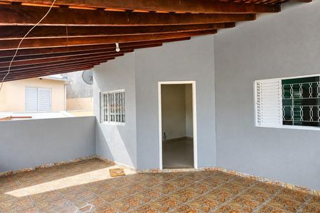 Casa para alugar com 100m², 2 quartos e 4 vagas