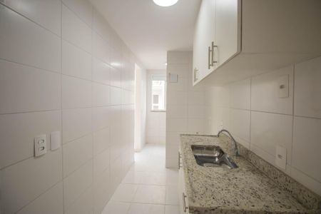 Apartamento para alugar com 76m², 3 quartos e 1 vaga Apartamento para alugar com 76m², 3 quartos e 1 vagaCozinha e Área de Serviço