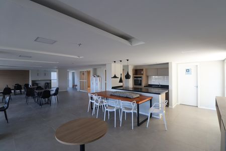 Apartamento para alugar com 76m², 3 quartos e 1 vagaÁrea comum - Salão de festas
