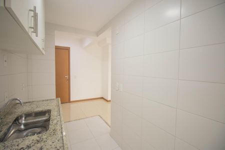 Apartamento para alugar com 76m², 3 quartos e 1 vaga Apartamento para alugar com 76m², 3 quartos e 1 vagaCozinha e Área de Serviço