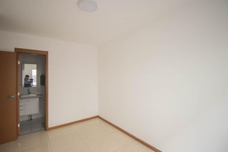 Apartamento para alugar com 76m², 3 quartos e 1 vaga Apartamento para alugar com 76m², 3 quartos e 1 vagaSuíte 1