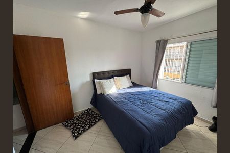 Casa à venda com 100m², 2 quartos e 5 vagas Casa à venda com 100m², 2 quartos e 5 vagasFoto 06